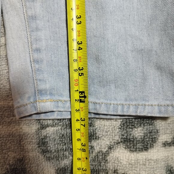 Ardene Mom Jeans Size 0 Light Wash High-Rise Paperbag Waist - Picture 3 of 7